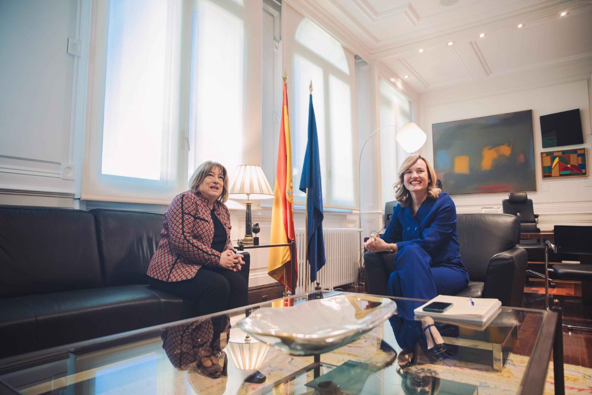 La ministra Pilar Alegría se reúne con la consejera de Educación de Aragón