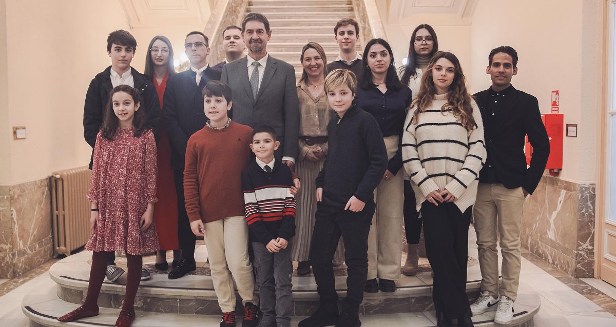 Doce estudiantes, premiados por sus trabajos acerca de la Constitución