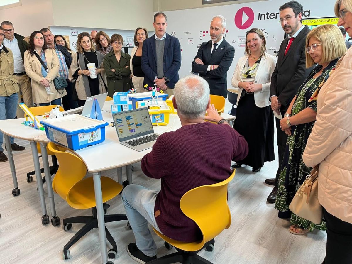 La red nacional de Aulas del Futuro inaugura nueva sede en Santander