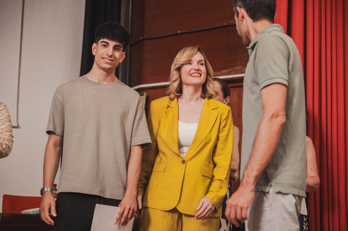 Pilar Alegría clausura el curso del centro de excelencia de FP Corona de Aragón y destaca la innovación alcanzada