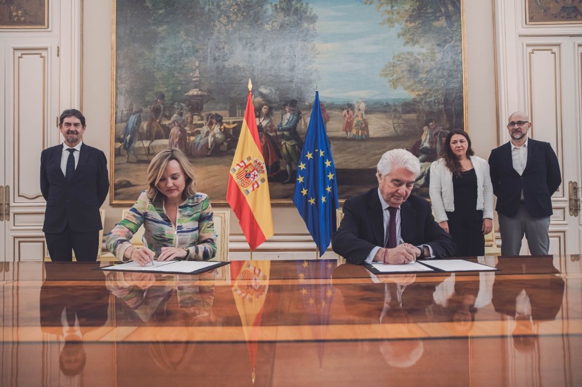 Educación firma un protocolo con la Fundación UNICEF para promover los derechos de los niños en el entorno educativo