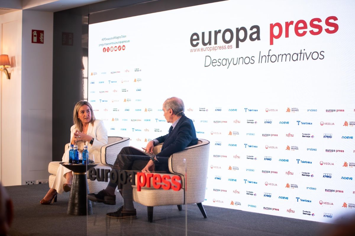 Educación obligará a la FP a distancia a incluir horas presenciales, con especial exigencia en sanidad y titulaciones que requieren carné profesional