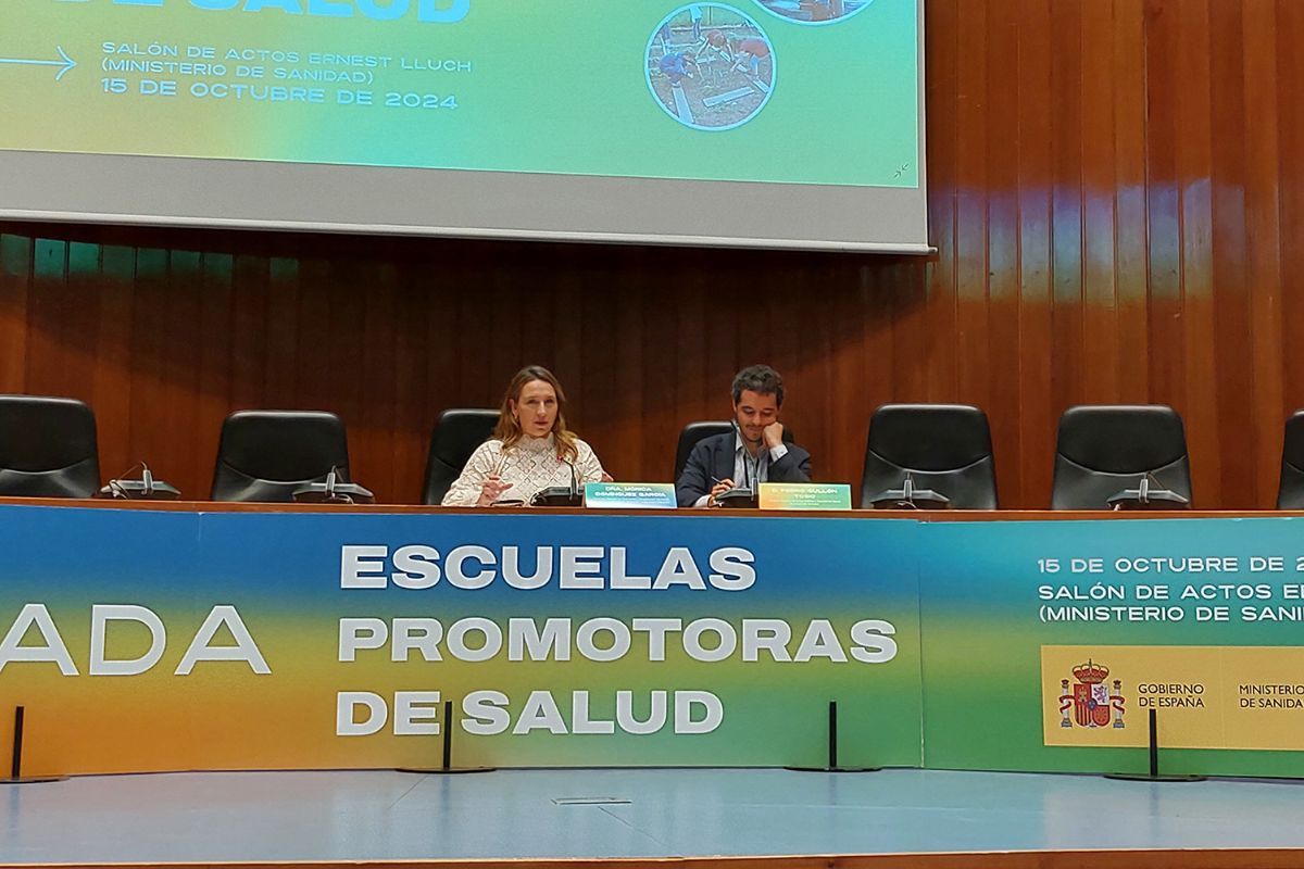 Mónica Domínguez: «Los centros educativos son una oportunidad única para promover la salud»