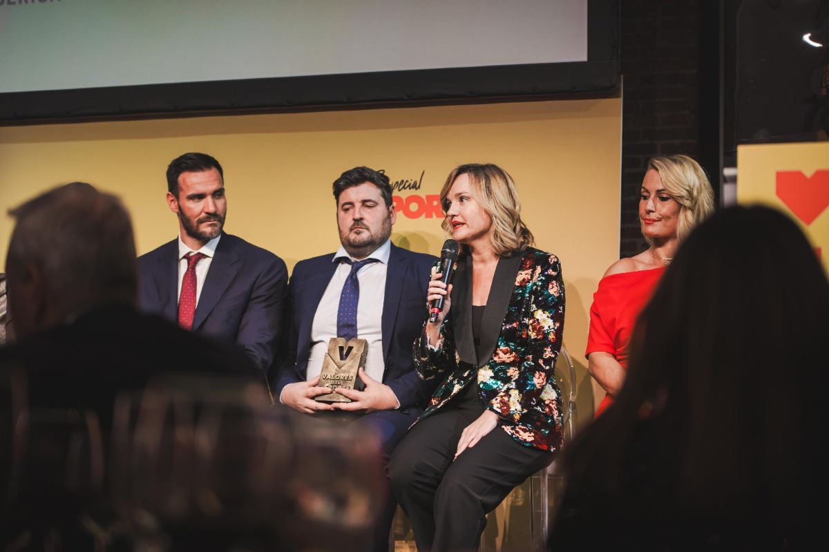 Pilar Alegría: «El deporte español ha vuelto a dar lo mejor de sí mismo ayudando tras la DANA»
