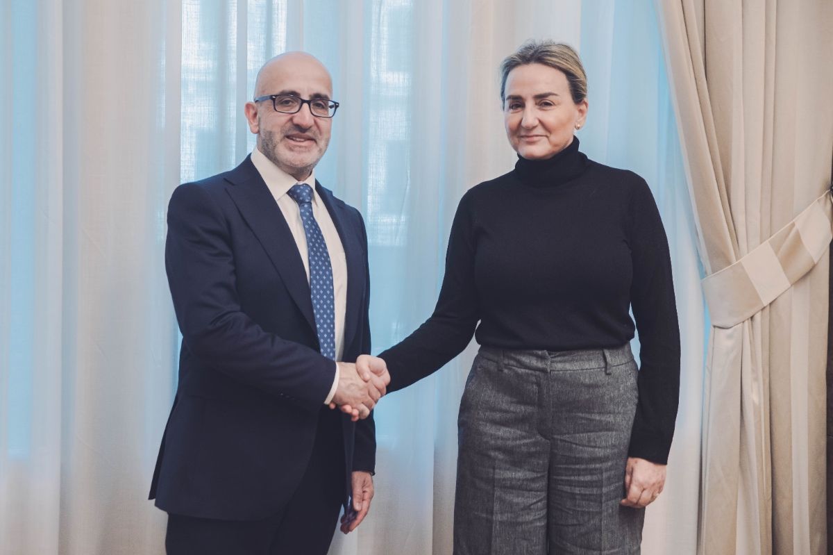 La ministra Milagros Tolón se reúne con el ministro palestino de Planificación, Cooperación Internacional y Hacienda