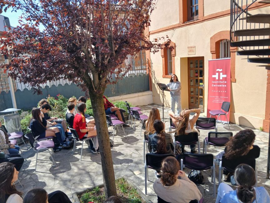 Día del libro en el Instituto Cervantes de nuestros alumnos de première.