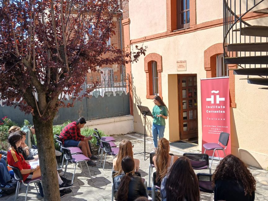 Día del libro en el Instituto Cervantes de nuestros alumnos de première.