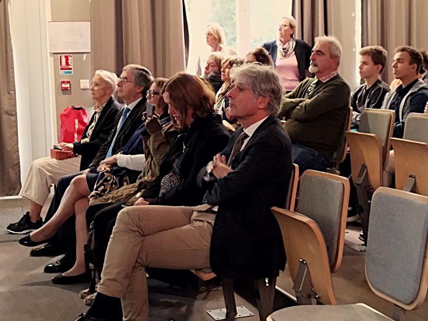 Las autoridades presentes