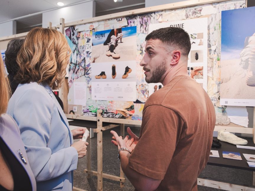 Alegría reconoce el papel de los docentes ante la nueva Ley de Enseñanzas Artísticas