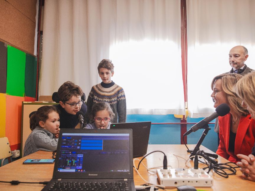 Pilar Alegría participa en la celebración del 50 aniversario del CEIP Eugenio López y López de Zaragoza