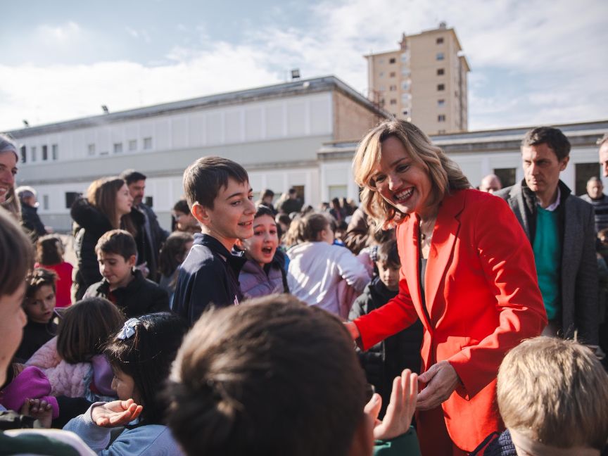 Pilar Alegría participa en la celebración del 50 aniversario del CEIP Eugenio López y López de Zaragoza