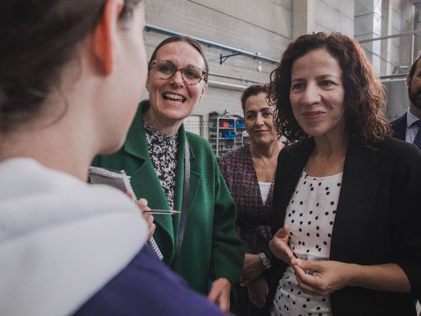 Monterrubio destaca ante Mînzatu, vicepresidenta europea, la inversión del Gobierno en FP y centros de excelencia 