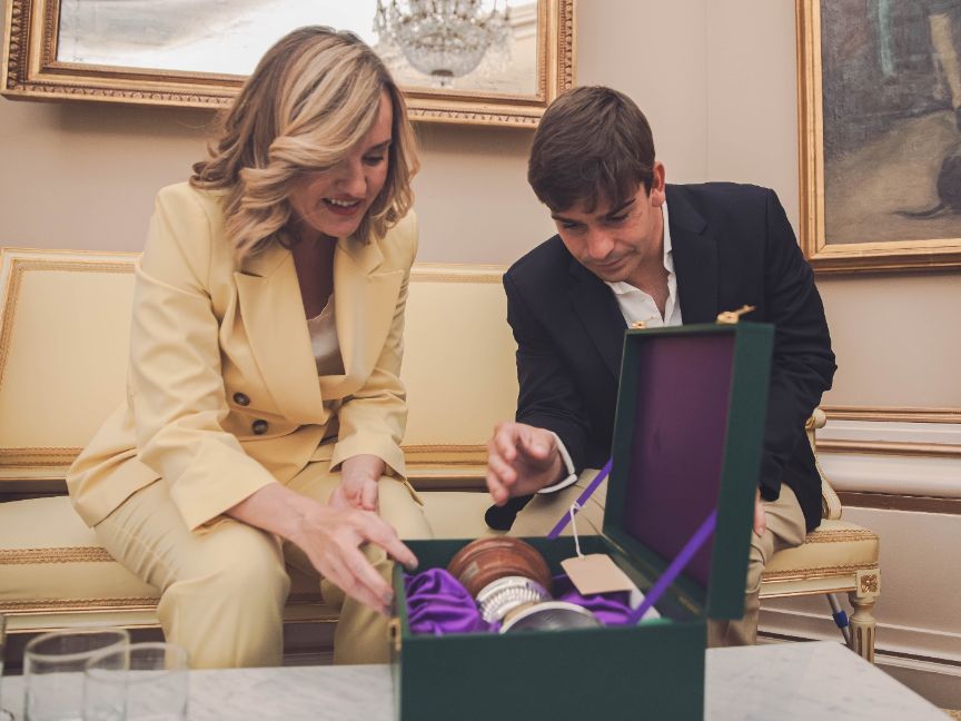 Pilar Alegría recibe al tenista Martín de la Puente, campeón de Wimbledon en dobles en 2025