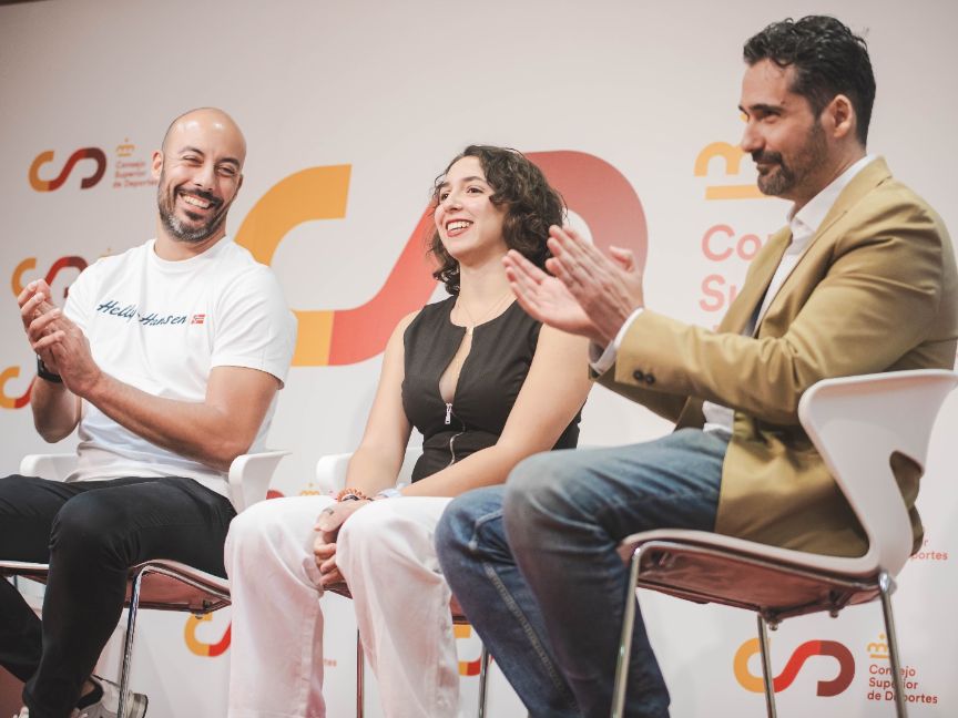 Pilar Alegría: “En la carrera del deportista, formación y deporte deben ir de la mano”