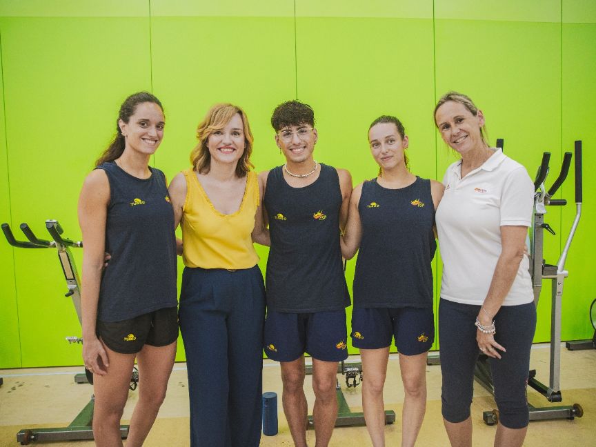 Pilar Alegría visita el Centro de Alto Rendimiento de Sant Cugat