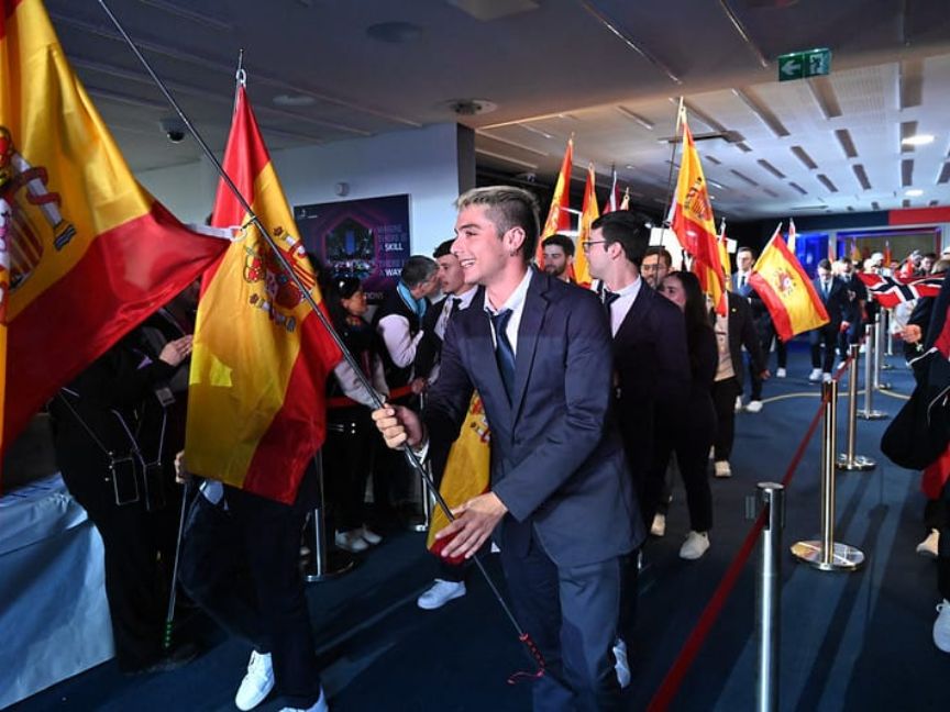 España logra tres medallas de excelencia en las olimpiadas de la Formación Profesional celebradas en Lyon