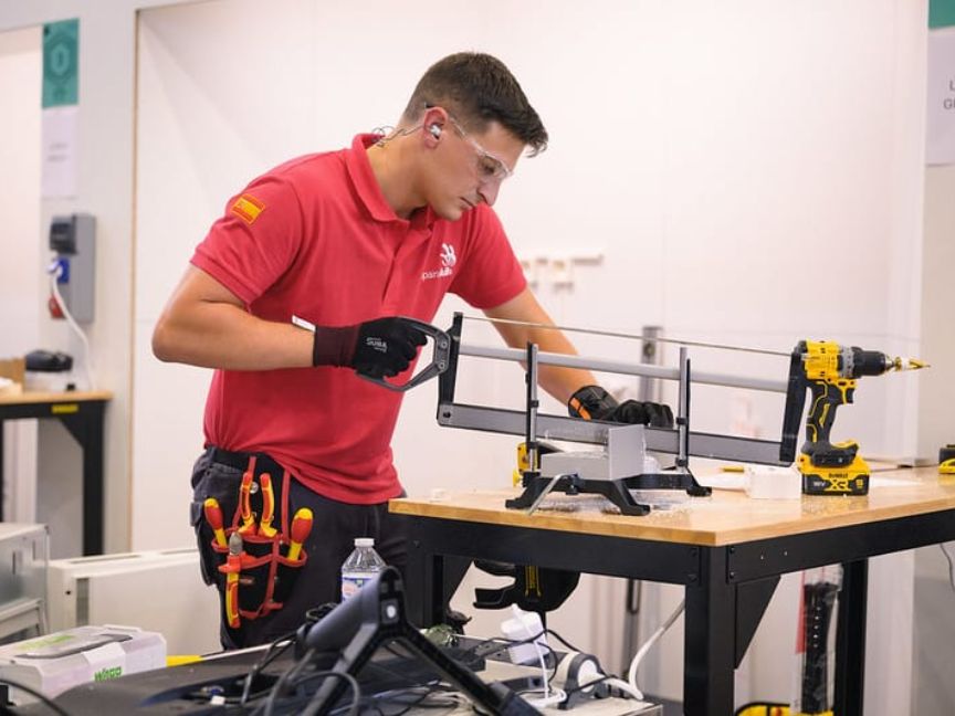 David Gallardo (Andalucía), medalla de excelencia en la categoría de Instalaciones Eléctricas
