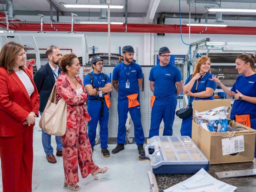 La secretaria general de Formación Profesional, Esther Monterrubio, visita las instalaciones de Airbus en Getafe (Madrid) 