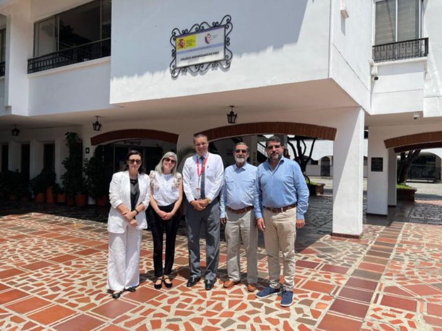Visita al Colegio Hispano de Cali, Colombia