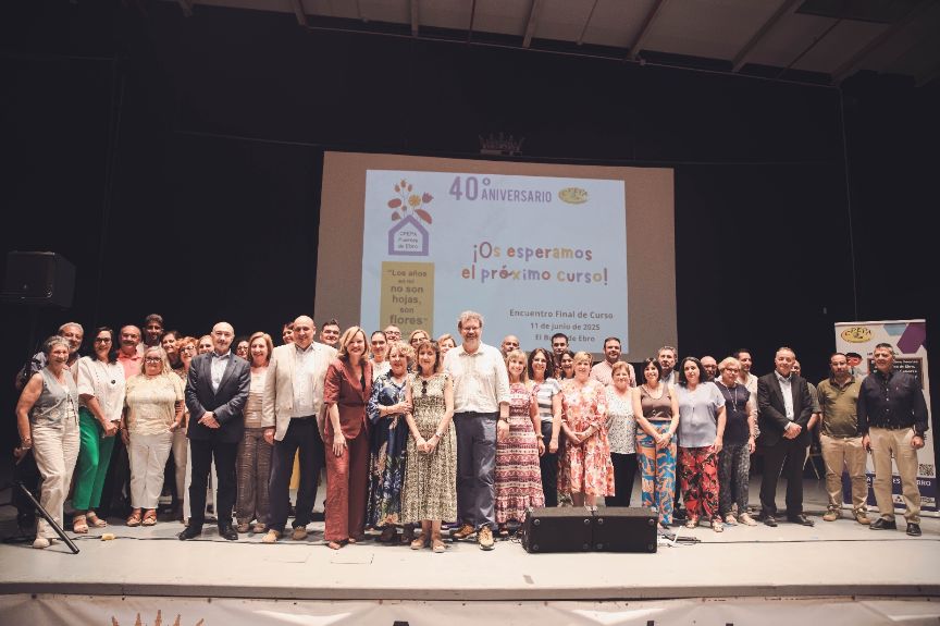 Pilar Alegría ensalza la labor de los centros de adultos como motor de convivencia y creación de vínculos