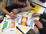 Alumnado de la SIE Brest realizando una actividad por el Día europeo de las lenguas