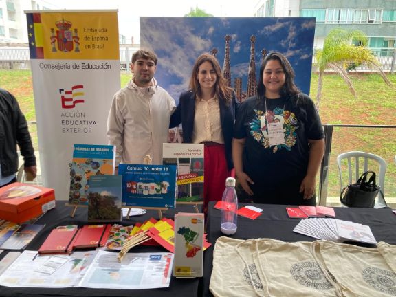 representantes de cultura y educación