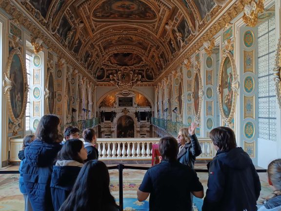 En la capilla real del castillo
