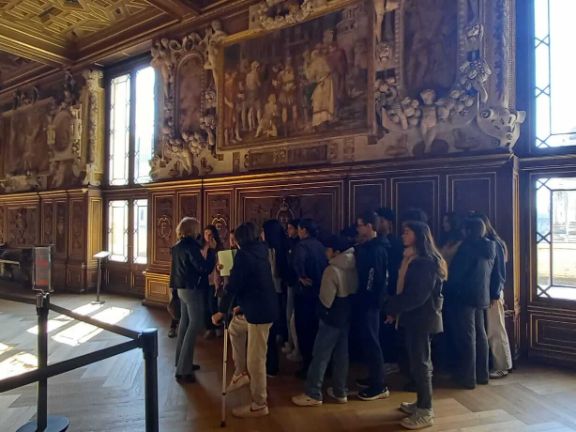 Otro de los momentos de la visita en la galería Francisco I