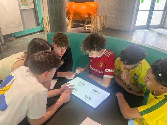 Los alumnos durante una de las actividades