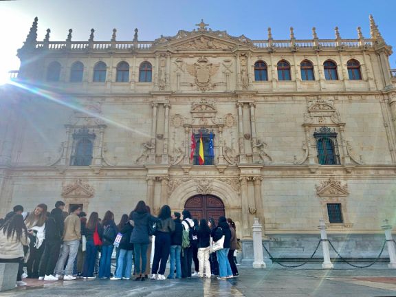 Alumnos en Alcalá de Henares