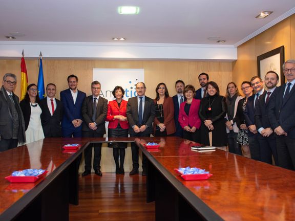 Firma del acuerdo con AMETIC