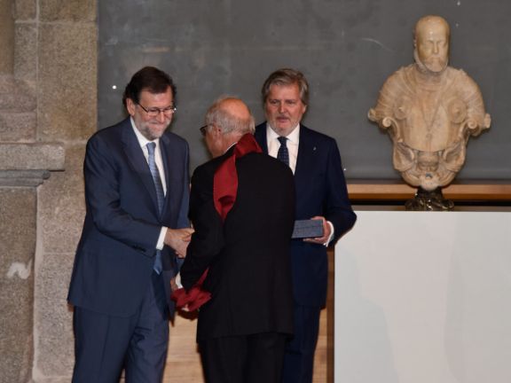 Grandes Cruces de la Orden Civil de Alfonso X el Sabio - Fotografía 1