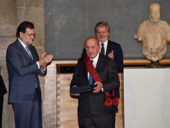 Grandes Cruces de la Orden Civil de Alfonso X el Sabio - Fotografía 5