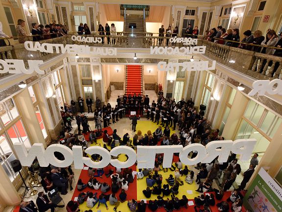 La constitución de las niñas y los niños
