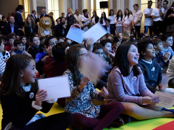 La constitución de las niñas y los niños