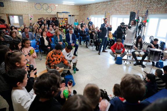 La ministra Pilar Alegía en el CEIP Padre Honorato del Val (Palencia)