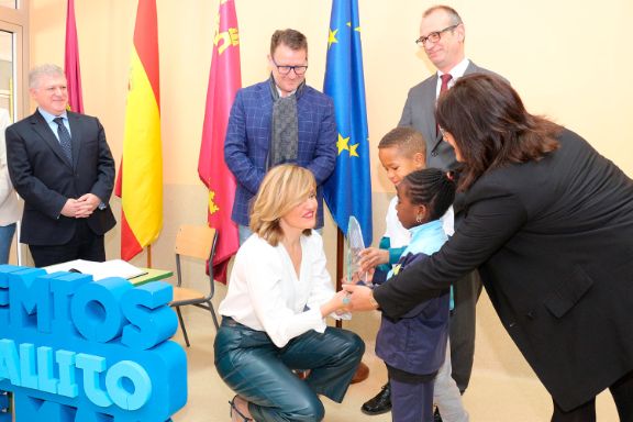 La ministra Pilar Alegría en el CEIP Félix Rodríguez de la Fuente de Los Nietos