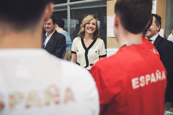 La ministra Pilar Alegría visita las instalaciones de CAR de Madrid