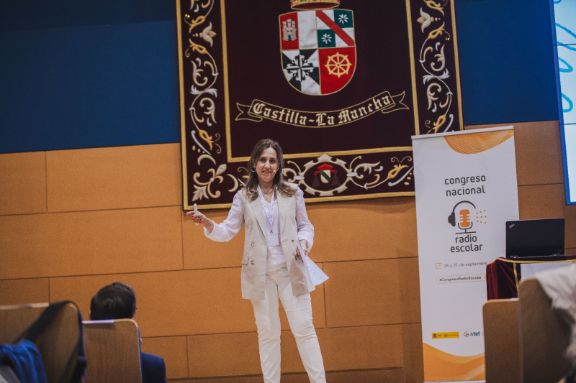 Pilar Pareja Martínez, responsable del proyecto de Radio Escolar de Fundación COPE