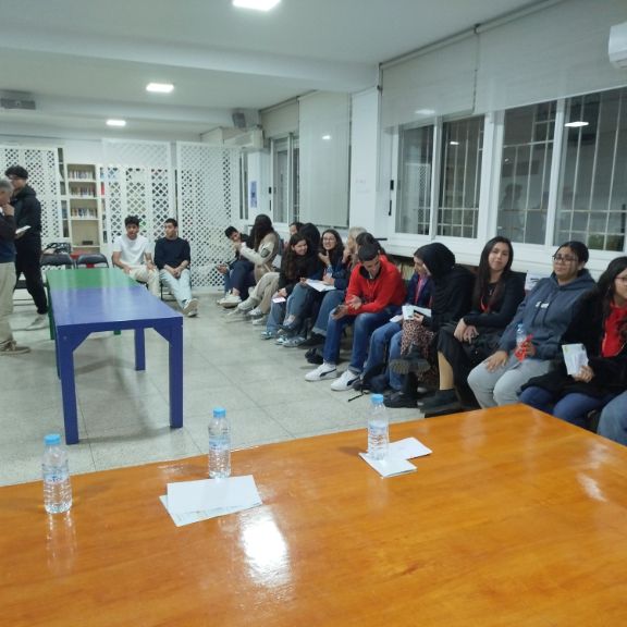 Presentación de trabajos en el CER