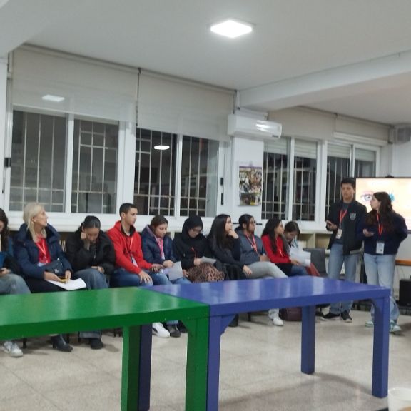 Presentación de trabajos en el CER