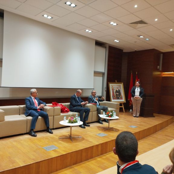 Acto de Clausura en la UIR