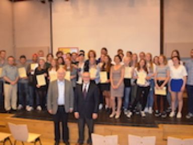 Primera foto de la entrega de diplomas