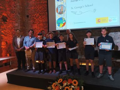 1er premio (vídeo)