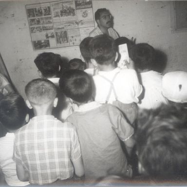 Misión Cultural en Aliste (Zamora). ACME. Comisaría de Extensión Cultural. Signatura 079311_s01_f0010. Año 1948. Fotógrafo: Eugenio Picazas