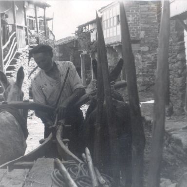 Misión Cultural en Viana do Bolo (Ourense). ACME. Comisaría de Extensión Cultural. Signatura 79311_s13_f0025. Año ¿1958?. Fotógrafo: Eugenio Picazas