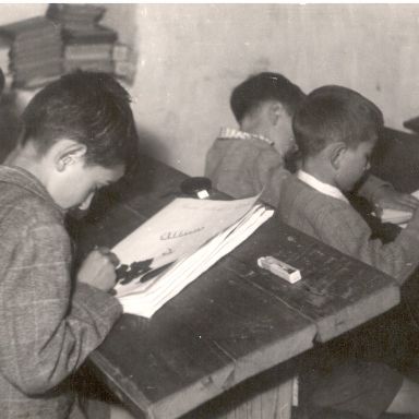 Misión Cultural en Viana do Bolo (Ourense). ACME. Comisaría de Extensión Cultural. Signatura 79311_s14_f0005. Año ¿1958?. Fotógrafo: Eugenio Picazas