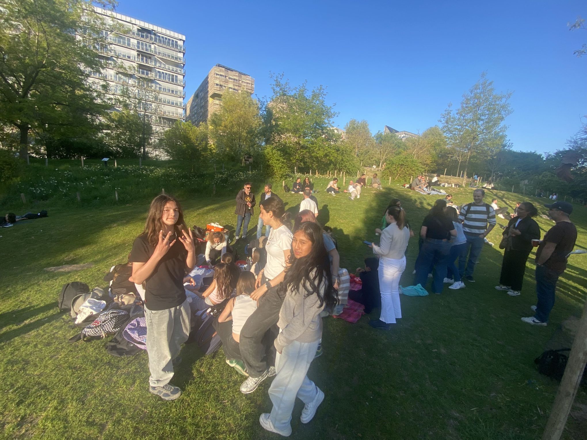 El viernes encuentro de todos en el parque. 