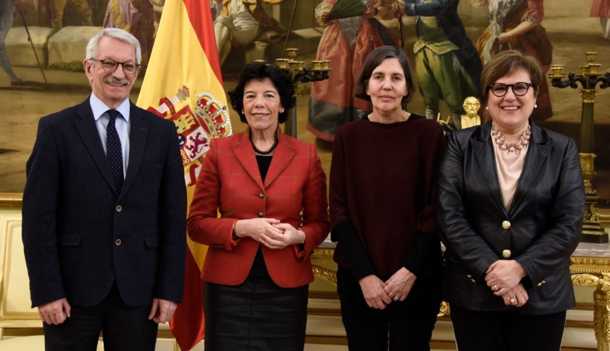 Firma del convenio entre el MEFP y la UIMP