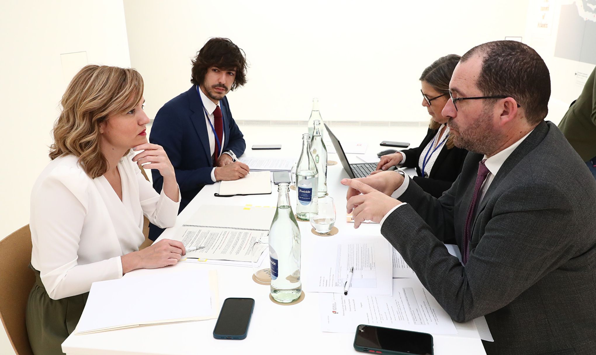 La ministra Pilar Alegría y su homólogo luso, João Costa, en la XXXIV Cumbre Hispano-Portuguesa c